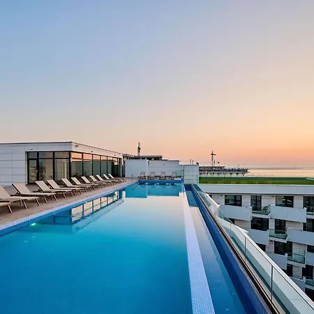 Summer In Infinity - Parking Apartment Mamaia